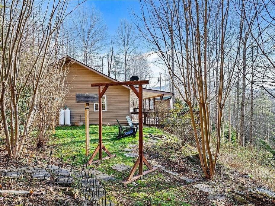 Misty Mountain Cottage Waynesville Esterno foto